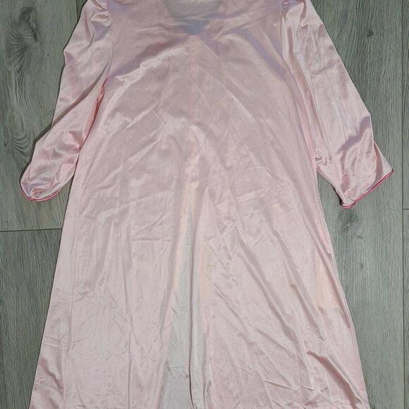 Vintage Robe Vanity Fair Long Chemise Gown Pink Small - Picture 4 of 6